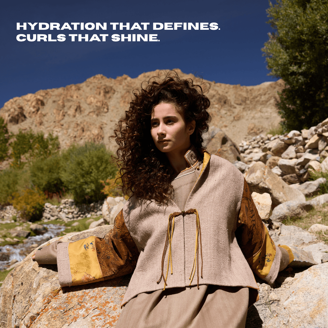 Fhair Curl Up Conditioner benefits include curl definition, frizz control, deep hydration and soft, bouncy, manageable curls.