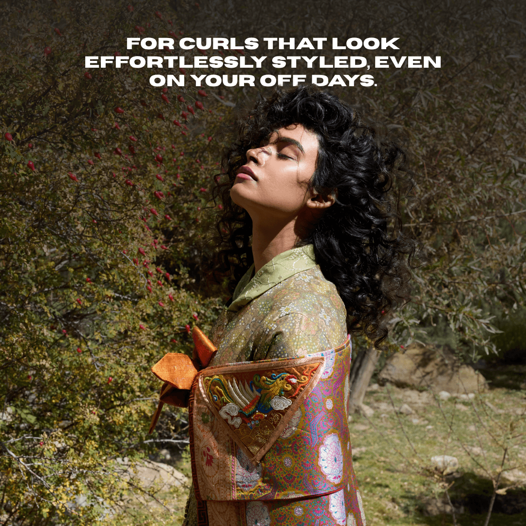 Fhair Curl Up Mask benefits include deep hydration, curl definition, frizz control and soft, bouncy, healthy curls.